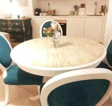 Luxury Near The Apartment *